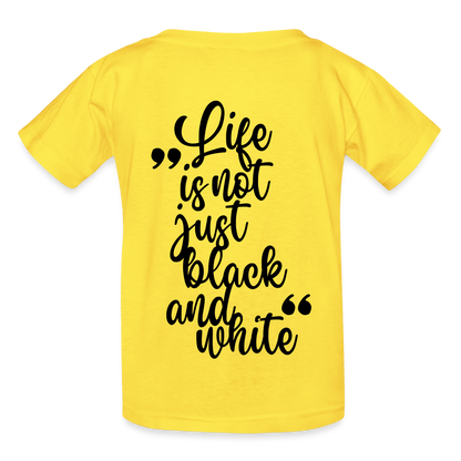 Kinder-T-Shirt – „LiNBW.“ Logo vorne & Zitat hinten | Doppelseitiger Style für tierliebe Kids - Gelb