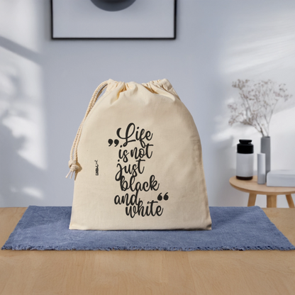 LiNBW. Baumwollbeutel Life is not just black and white - Natur