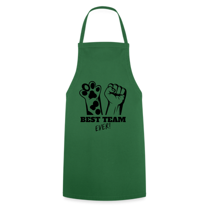 Kochschürze „Best Team Ever!“ – Mensch & Tier, unschlagbar vereint - Grün