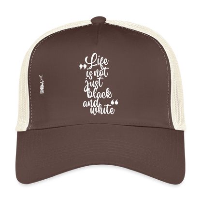 LiNBW. Cap Life is not just black and white - Braun/Beige