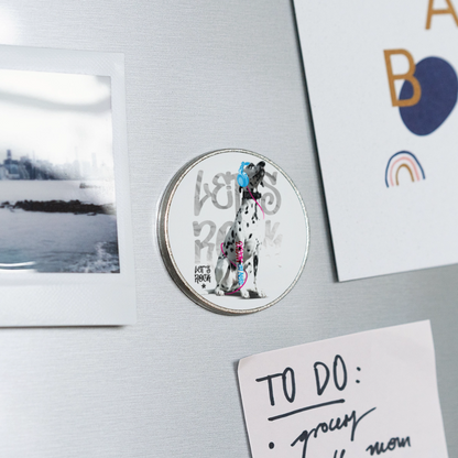 Magnet „Let’s Rock“ – Dalmatiner Boa mit Kopfhörer | Statement-Deko für Tierfreunde - Weiß