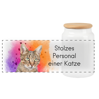 LiNBW. Leckerlidose aus Keramik  mit Holzdeckel Stolzes Personal einer Katze - Weiß