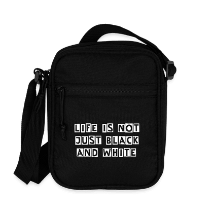 Crossbody Bag – Funktionelle Umhängetasche mit Reißverschluss & verstellbarem Gurt - LiNBW. - LIFE IS NOT JUST BLACK AND WHITE