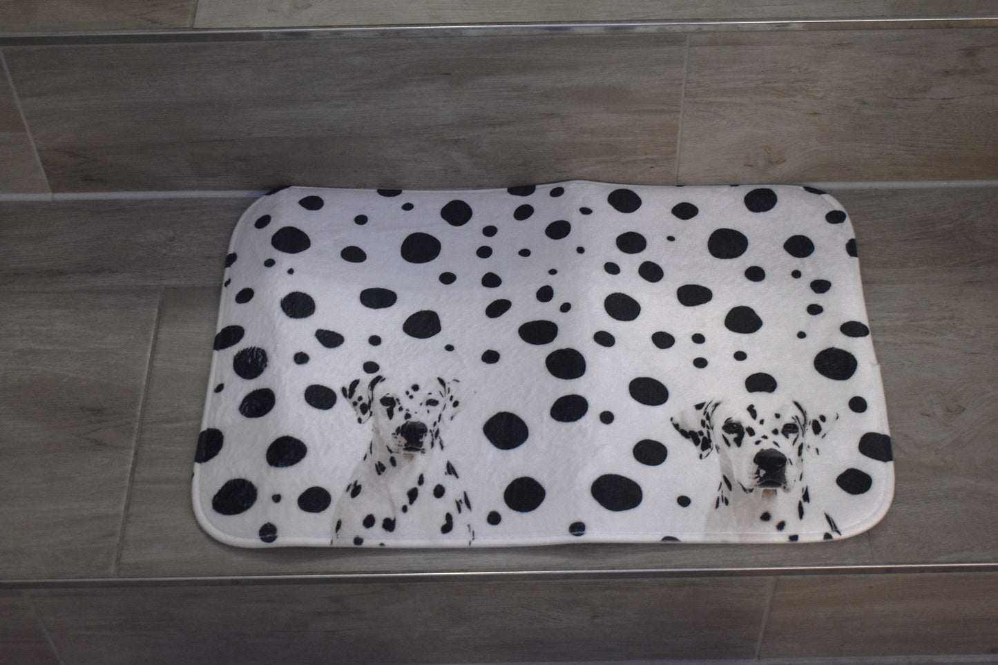 LiNBW. Türmatte mit Dalmatiner Print, 40x60cm