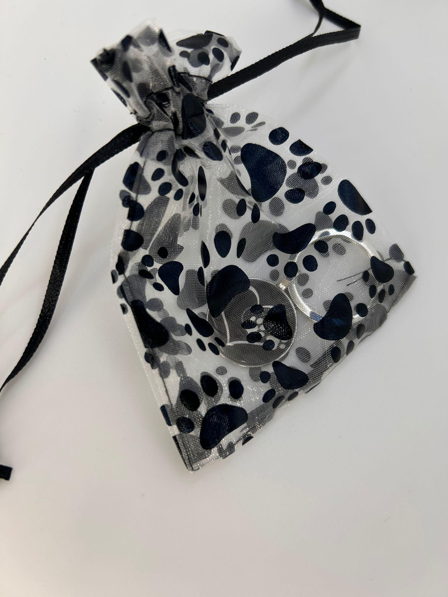 LinBW. Schlüsselanhänger Herz mit Pfotenabdruck (mit Geschenkverpackung) - LiNBW. - LIFE IS NOT JUST BLACK AND WHITE